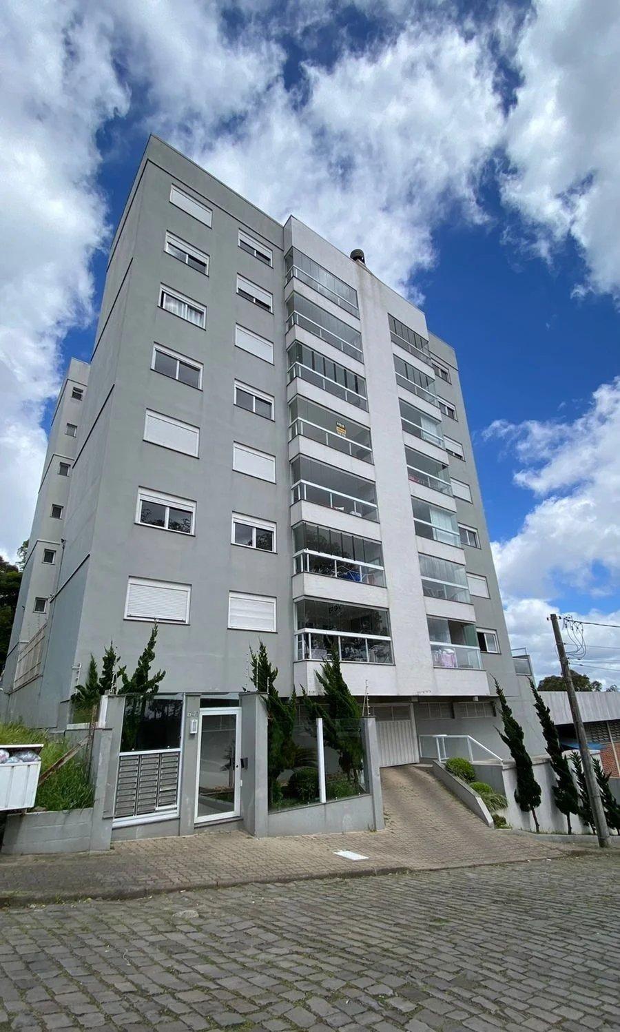 Apartamento com 2 quartos, à venda em Caxias do Sul, Cinquentenário - Rafael Corretor de Imóveis