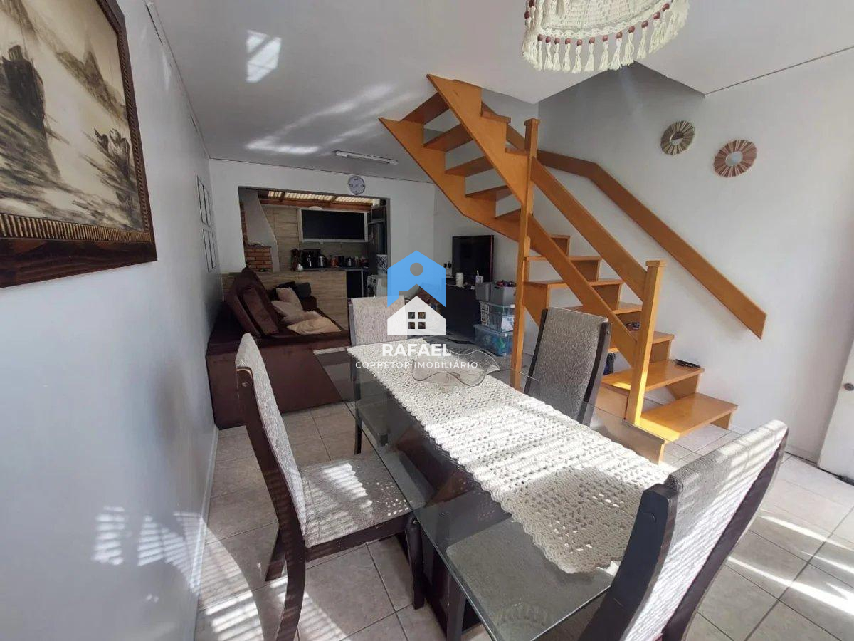 Sobrado com 2 quartos, 77m², à venda em Caxias do Sul, Treviso - Rafael Corretor de Imóveis