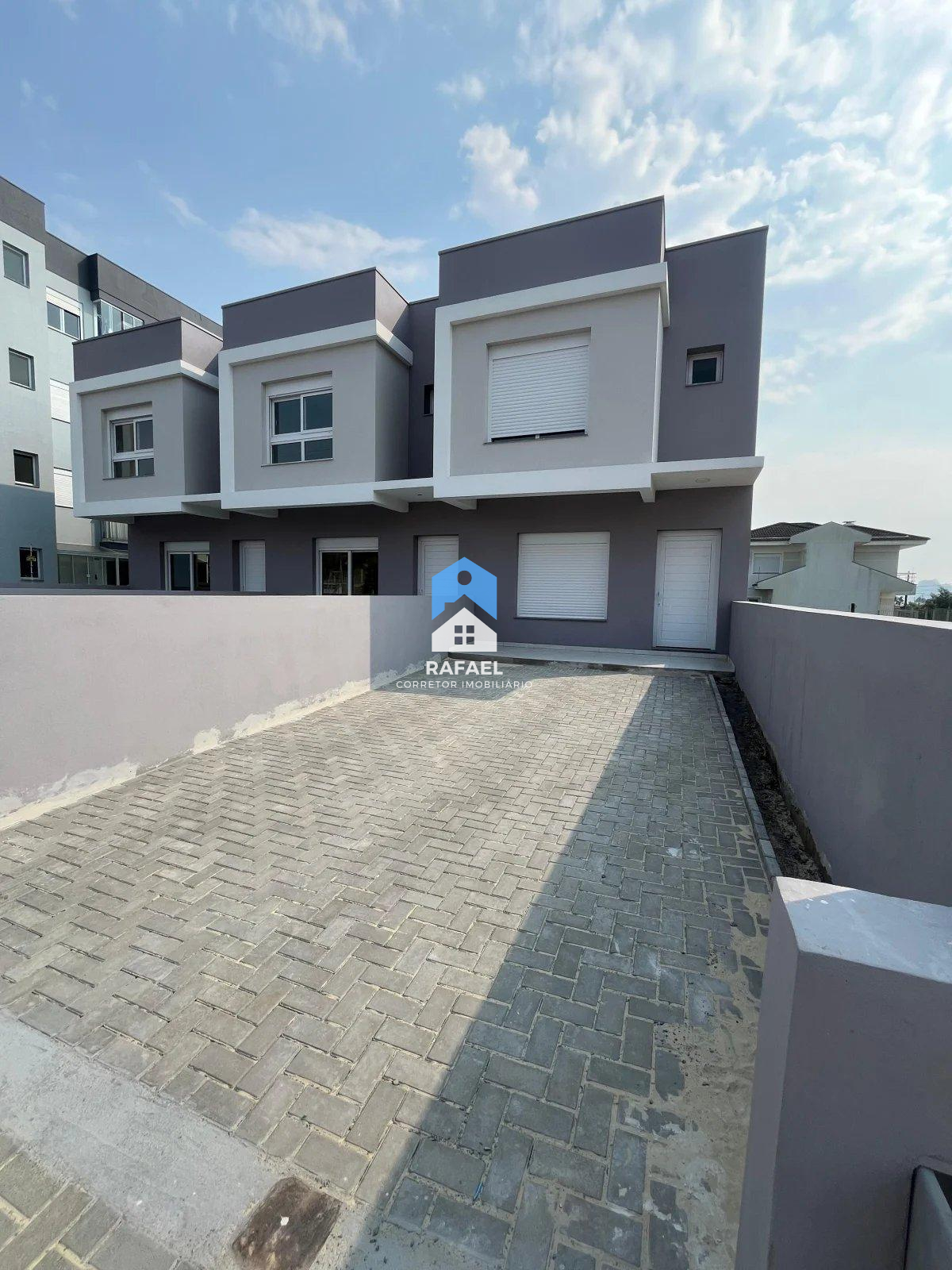 Sobrado com 3 quartos, à venda em Caxias do Sul, São Luiz